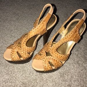 Jessica Simpson high heels